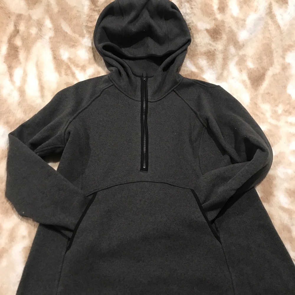 Hooded LULULEMON 3/4 zip  sweatshirt